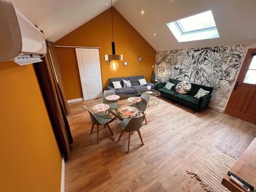 House T3 air-conditioned free parking quiet area close to factory outlets