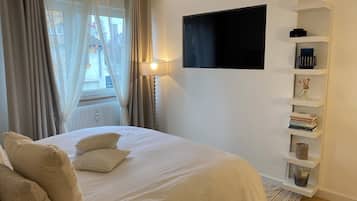 1 bedroom, iron/ironing board, WiFi, bed sheets