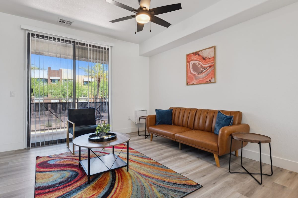 Deluxe Apartment, 2 Bedrooms | Living area | 42-inch Smart TV with digital channels, Netflix, Hulu