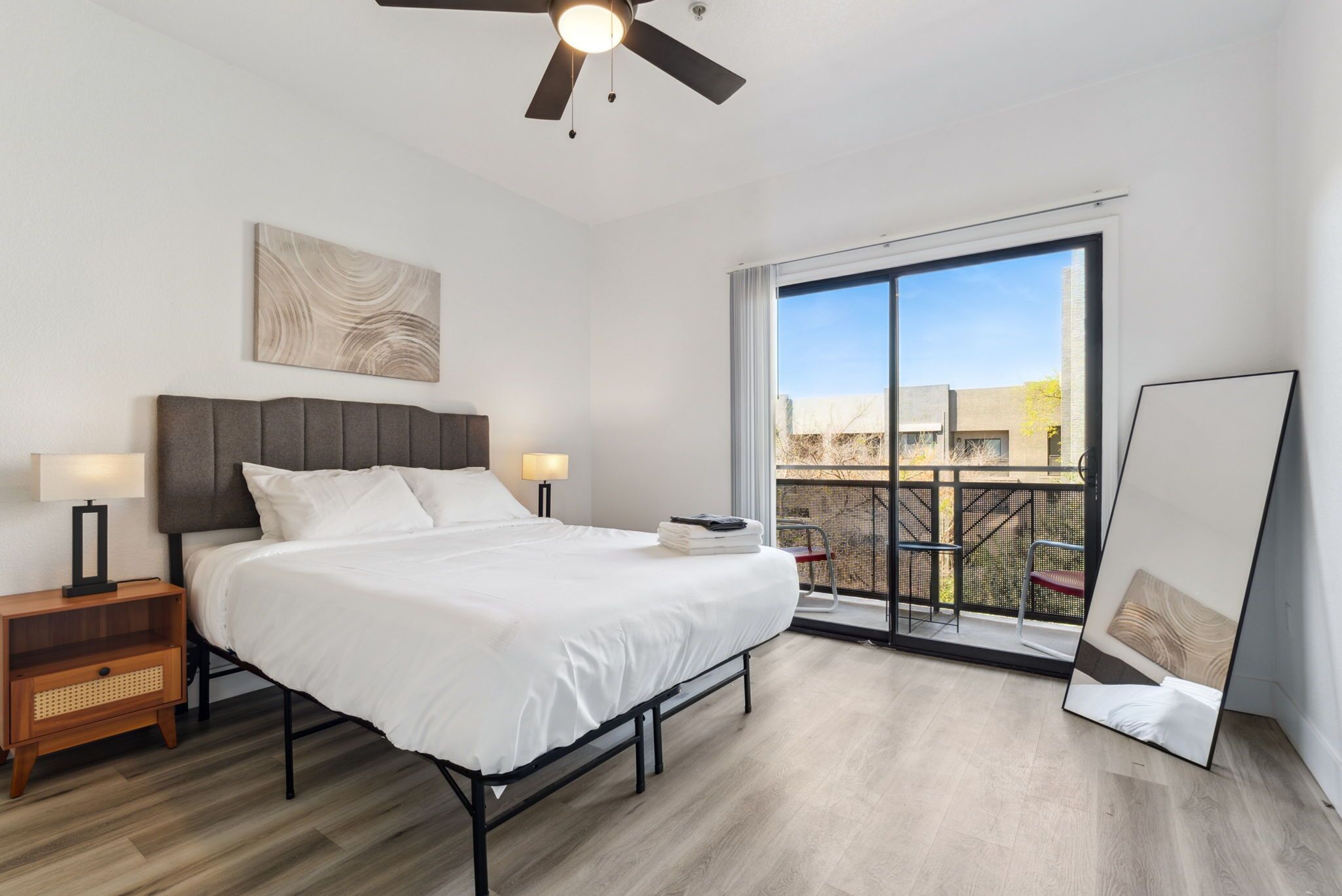 华丽公寓, 2 间卧室 | 办公桌、笔记本电脑工作区、熨斗/熨衣板、免费 WiFi