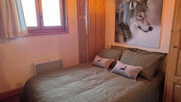 2 camere, una cassaforte in camera, Wi-Fi gratuito, lenzuola