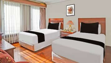 Shared Dormitory, Mixed Dorm | Premium bedding, free WiFi, bed sheets