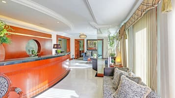 Sala de estar en el lobby