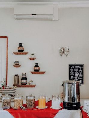 In-room dining - Tribute Guest House Matala (Maseru)