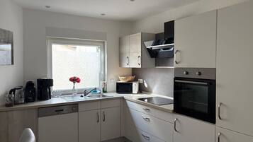 Fridge, microwave, oven, dishwasher