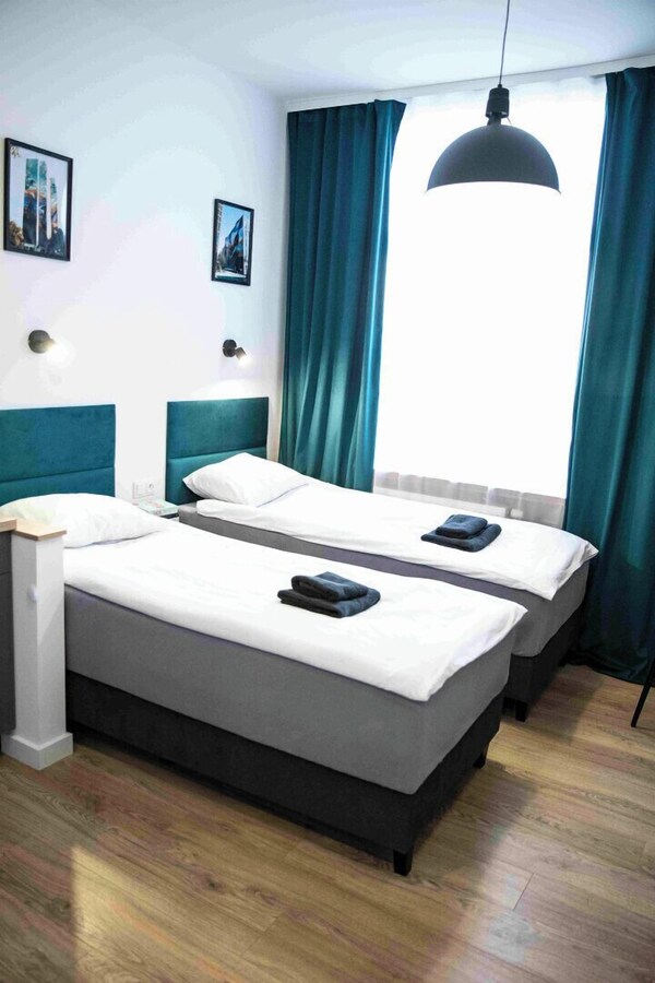 Adler Bed & Breakfast - Łódź
