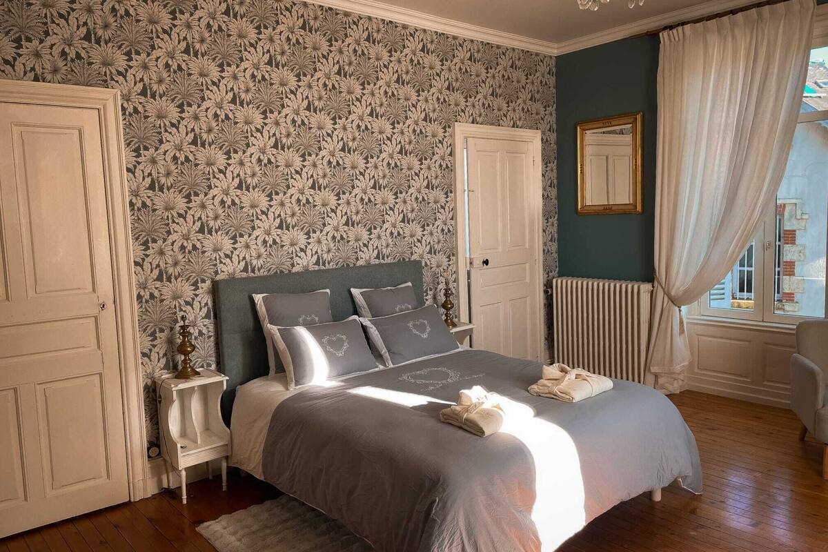 Deluxe Double Room, Garden View