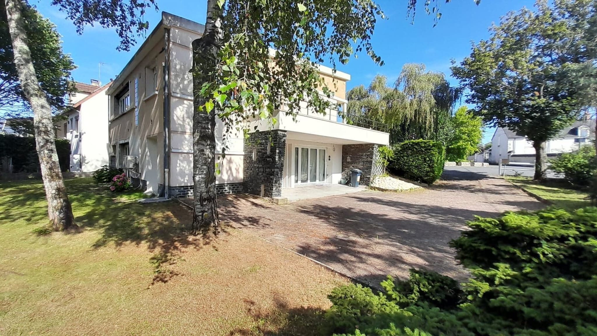 Extérieur