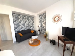 Living area - Élégant appartement- wifi- Vatan centre (Vatan)