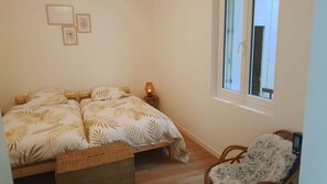 2 bedrooms, iron/ironing board, travel crib, bed sheets