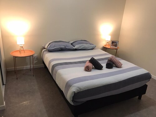 Ecueillé centre -bel appart neuf 2 chambres