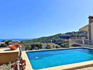 Pool - 8307 - For 6 guests, Begur, house with seaview and private pool. (Begur)