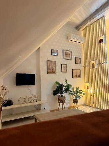 Appart cosy Chtx-Clim-Fibre-Commerces-Transports