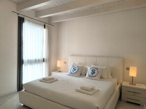 2 bedrooms, desk, free WiFi, bed sheets - SG Luxury - Swan Bay Apartment Gasparina (Castelnuovo del Garda)