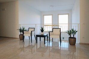 Interior - Ranalli - Standard double bedroom (Peschiera del Garda)