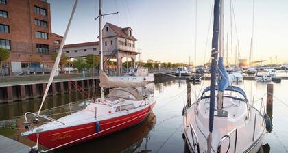 Yachthafen Premium H1-4 - Ferienwohnung am Yachthafen Barth