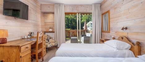 舒適雙床房, 山景 | 熨斗/熨衫板、免費 Wi-Fi