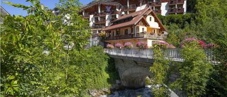 Majoituspaikan julkisivu