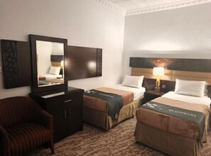 Laptop workspace, blackout curtains, iron/ironing board, free WiFi - Eqamh Etlala Quba- إقامة إطلالة قباء (Madinah)