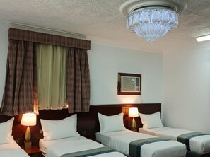 Laptop workspace, blackout curtains, iron/ironing board, free WiFi - Eqamh Etlala Quba- إقامة إطلالة قباء (Madinah)