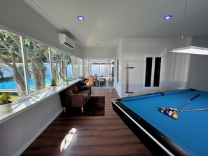Games room - Spacious 4/5-Bed Villa with 11m Pool, Gym, Bar & Pool Table – Great Location! (Tambon Hua Hin)