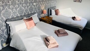 Hus | 2 soverom, strykejern/-brett, wi-fi (inkludert) og sengetøy