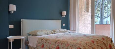 1 makuuhuone, silitysrauta/-lauta, Wi-Fi, vuodevaatteet