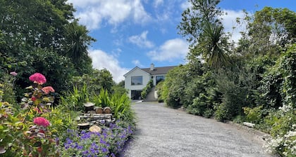 Lakeside Apartment Retreat in Oughterard Connemara