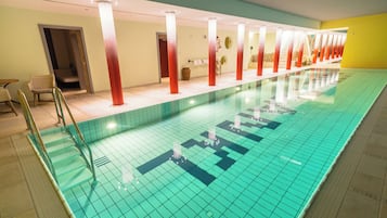 Exercise/lap pool