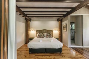 4 soverom, strykejern/-brett, reiseseng for barn og wi-fi