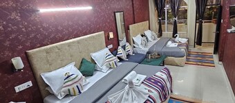 Bunkkinn Hotel Mussoorie International