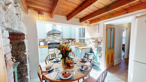 Bubblegum Cottage, a cosy, pet friendly seaside retreat in the heart of St Ives