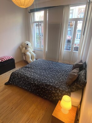 2 bedrooms, WiFi, bed sheets