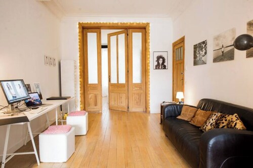 Bel appartement d'artiste 2 chambres tout confort au coeur de Saint-Gilles