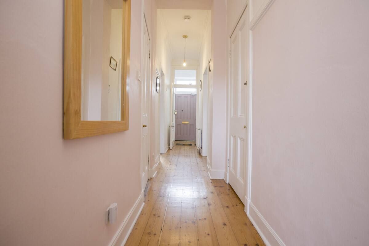 2 bedrooms, iron/ironing board, free WiFi