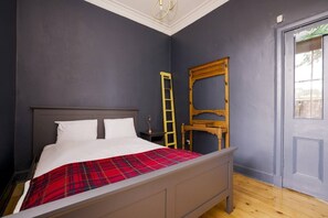 2 bedrooms, iron/ironing board, free WiFi - Splendid 2bed Apt near Haymarket (Edinburgh)