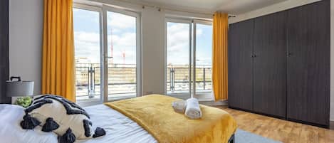 1 dormitorio, tabla de planchar con plancha, wifi gratis y ropa de cama