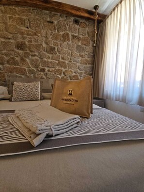 In-room safe, desk, soundproofing, free WiFi - LOCANDA IL BUSCIOLOTTO (Santa Teresa Gallura)