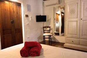 Comfort Double or Twin Room, Non Smoking, Private Bathroom