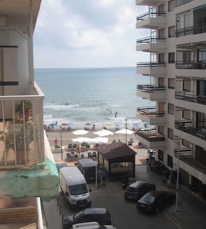 Property grounds - Sunny beach apartment in Las Palmeres/Valencia (Sueca/Les Palmeres)