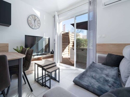 ValrasLoc La Dune – Seaside Stay with Pool