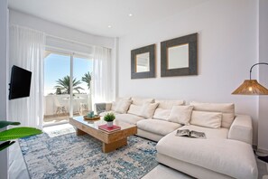 Leilighet (2 Bedrooms) | Oppholdsområde