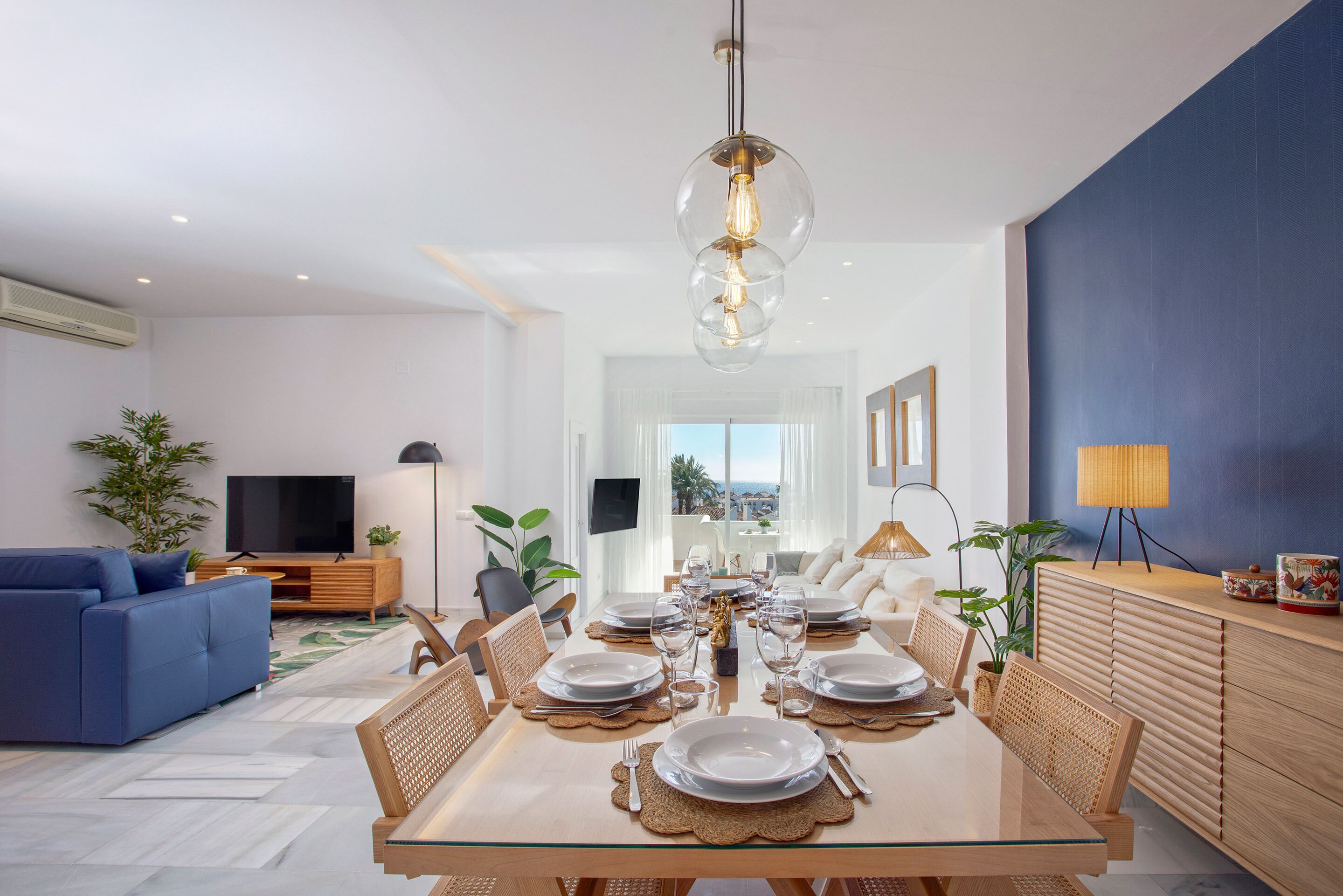 Appartement (2 Bedrooms) | Restauration dans la chambre