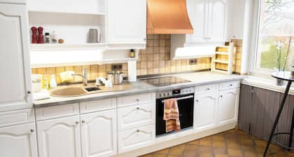 Ferienhaus große Villa 4 Schlafzimmer 3 Badezimmern - " Smart Home "