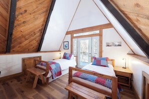 3 bedrooms, free WiFi, bed sheets