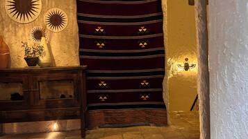 In-room safe, laptop workspace, blackout drapes, soundproofing