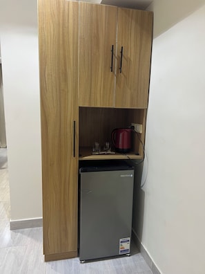 In-room safe, laptop workspace, blackout drapes, soundproofing