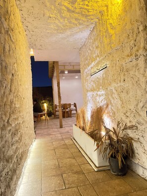 Restaurant - Pyramids top view (Giza)