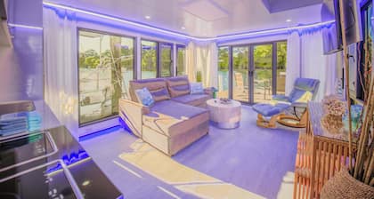 Kokomo Floating Bungalow