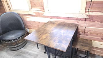Studio | Dining